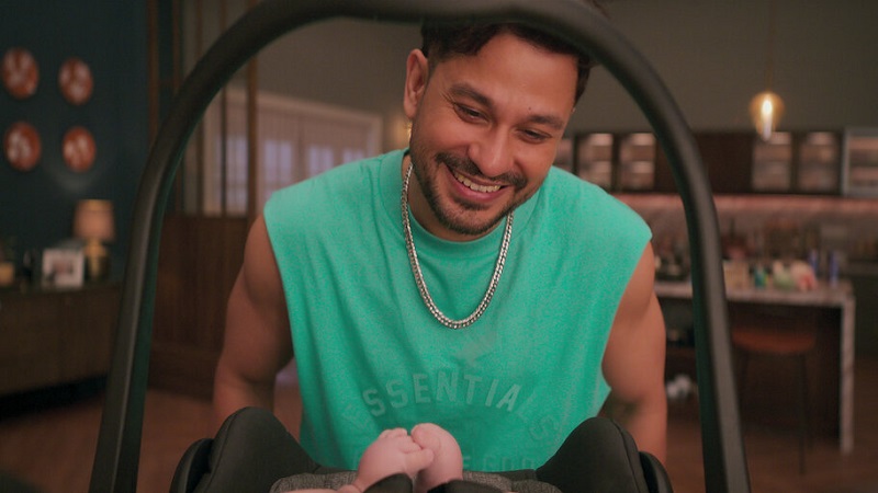 Kunal Khemu as Gaurav in Netflix’s Single Papa