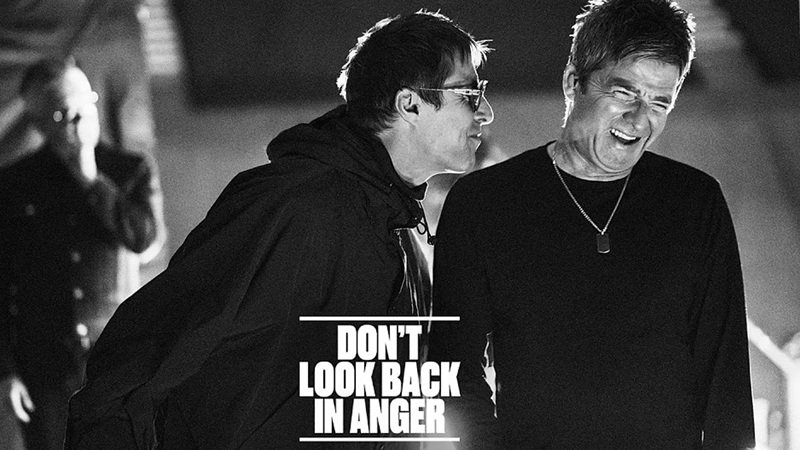 Oasis Don t Look Back In Anger The Story Behind The Gallagher Oasis Don t Look Back In Anger The Story Behind The Gallagher